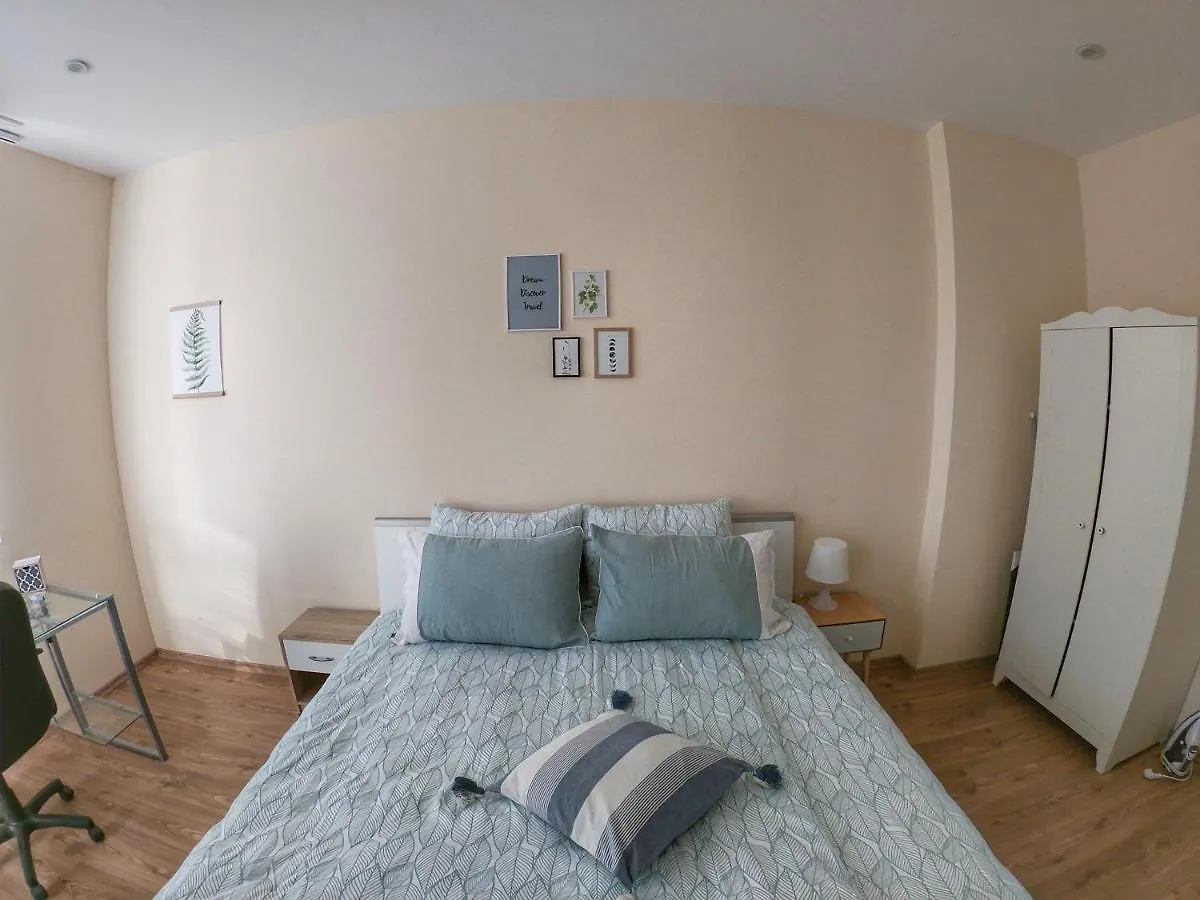 By The Cathedral - Top Center - 2 Bedroom Flat Варна